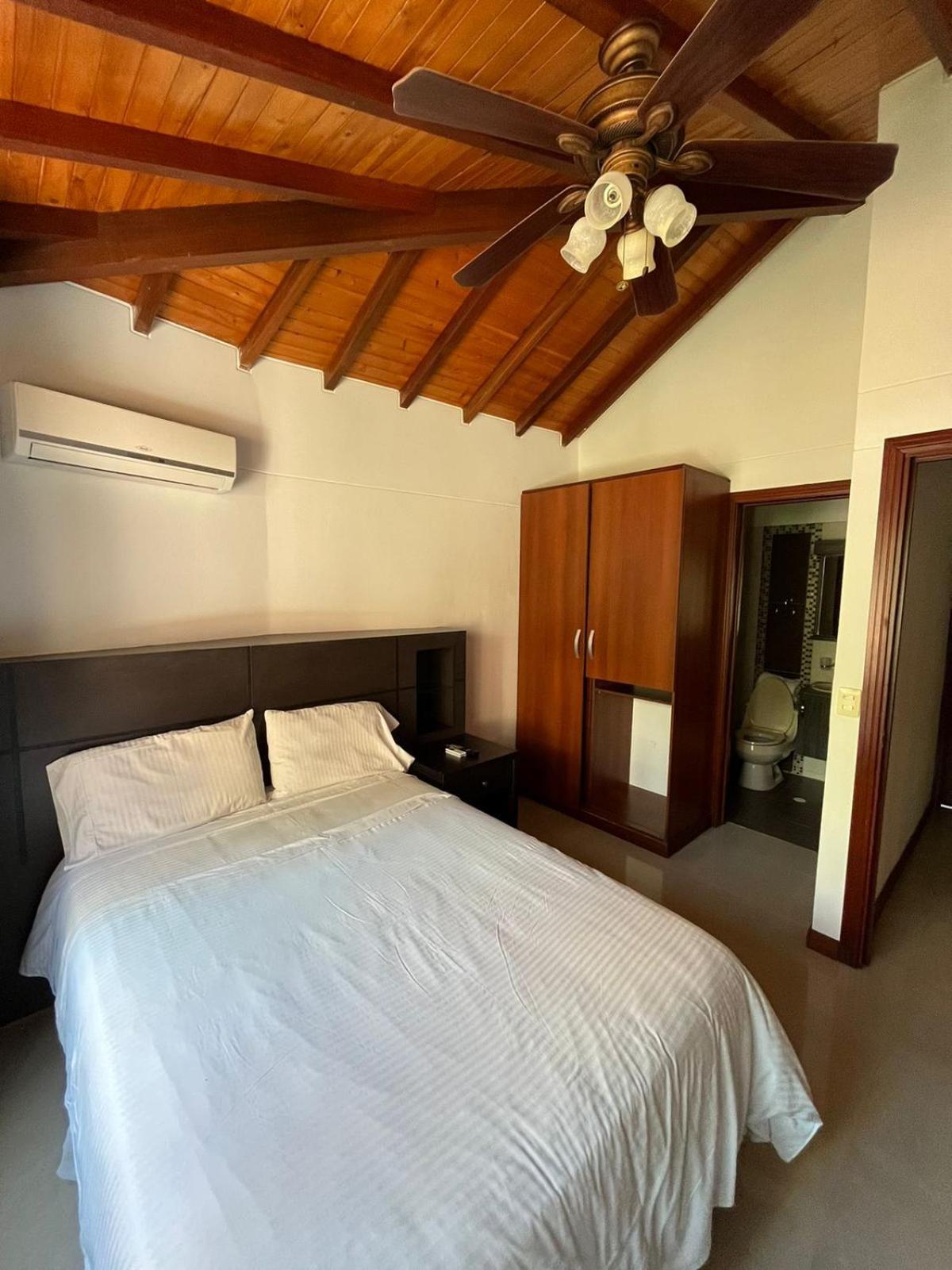 Serenity Suites Casa Boutique Букараманґа Екстер'єр фото