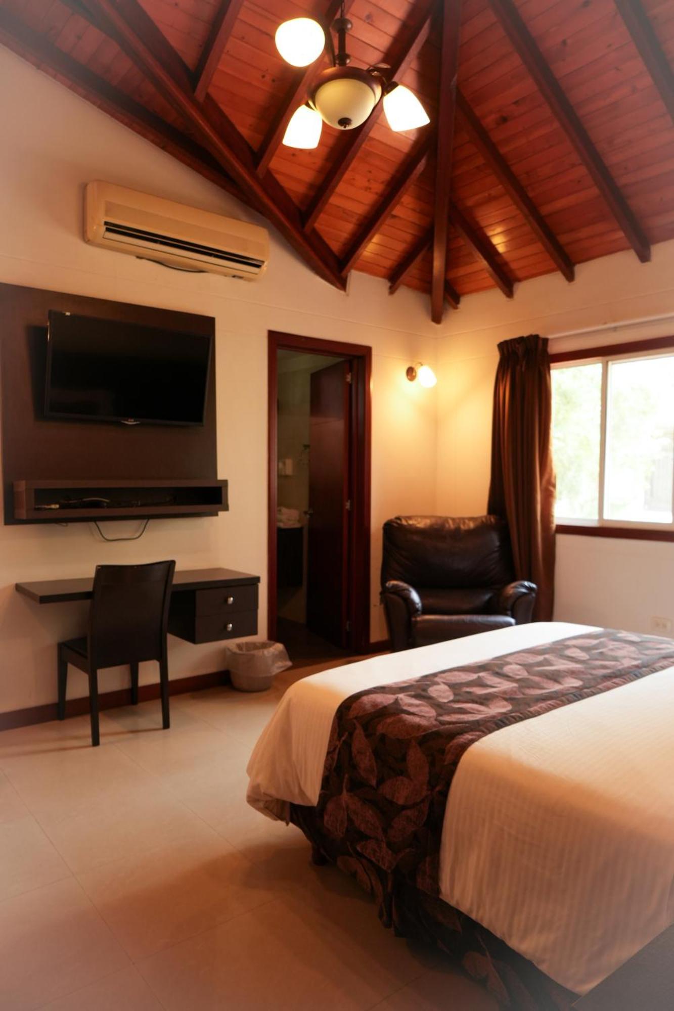Serenity Suites Casa Boutique Букараманґа Екстер'єр фото