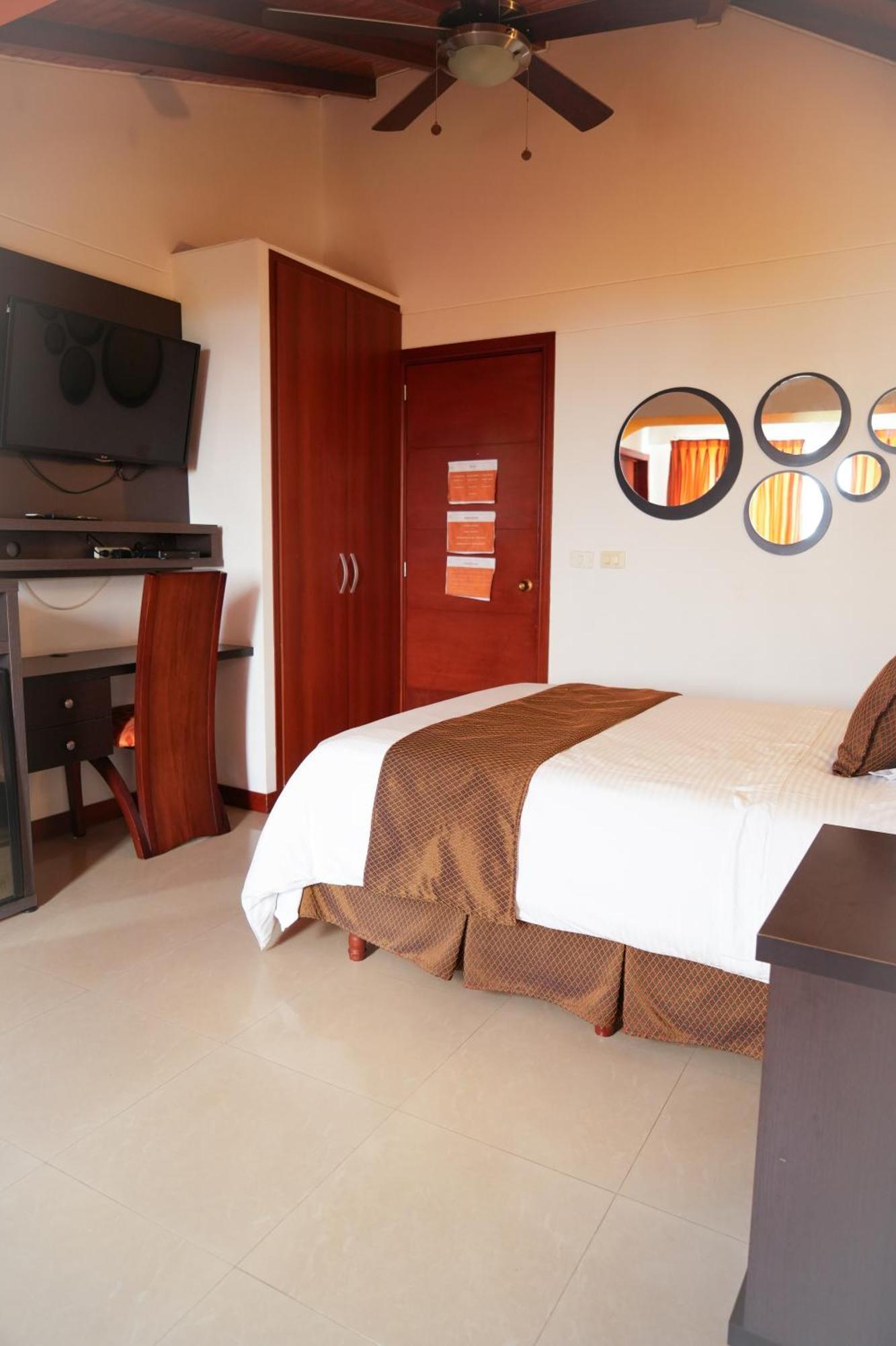 Serenity Suites Casa Boutique Букараманґа Екстер'єр фото